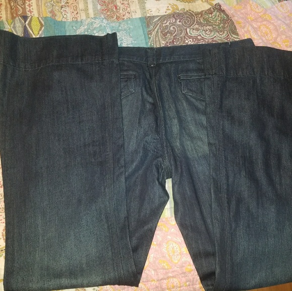 NWOT Loft Modern Flare Denim - Picture 4 of 4